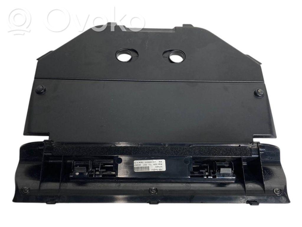 Cita veida bagāžnieka dekoratīvās apdares detaļa