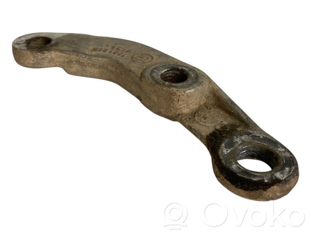 Stabilizatora stiprinājums (priekšā)