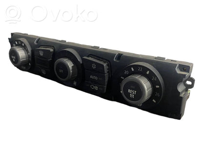 Gaisa kondicioniera / klimata kontroles / salona apsildes vadības bloks (salonā)