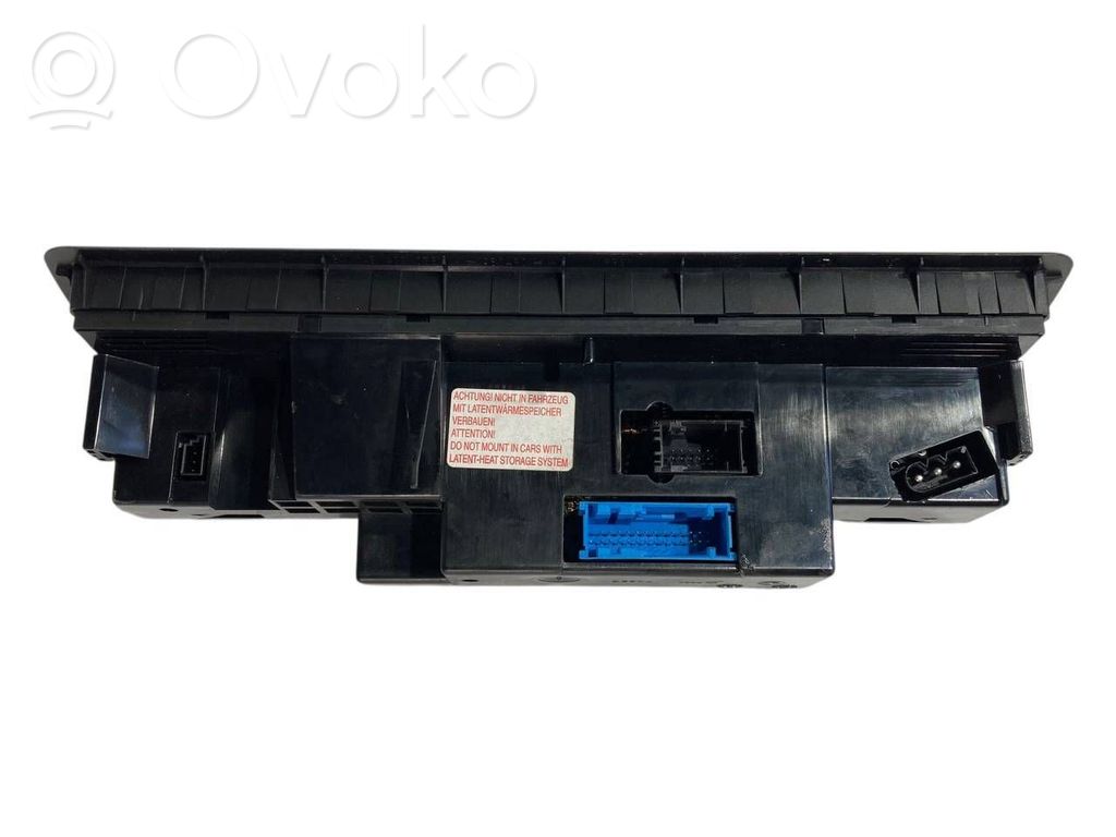 Gaisa kondicioniera / klimata kontroles / salona apsildes vadības bloks (salonā)