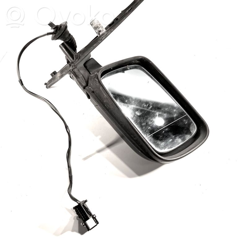 Зеркало (с электрическим управлением)