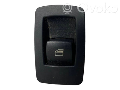 Power window switch