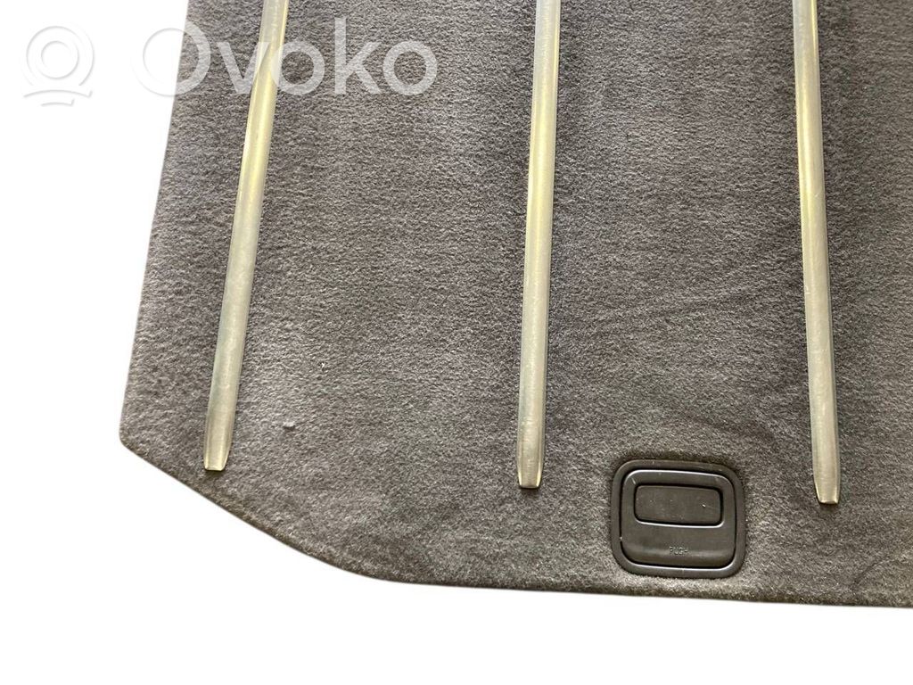 Bagāžnieka paklājiņš