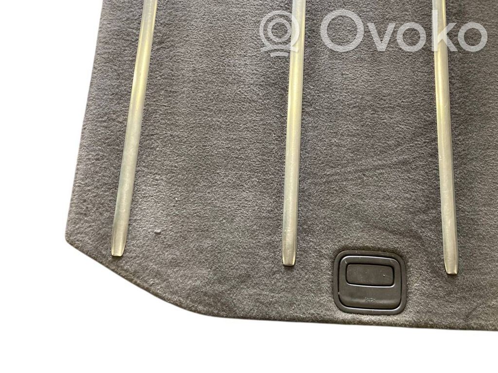 Bagāžnieka paklājiņš