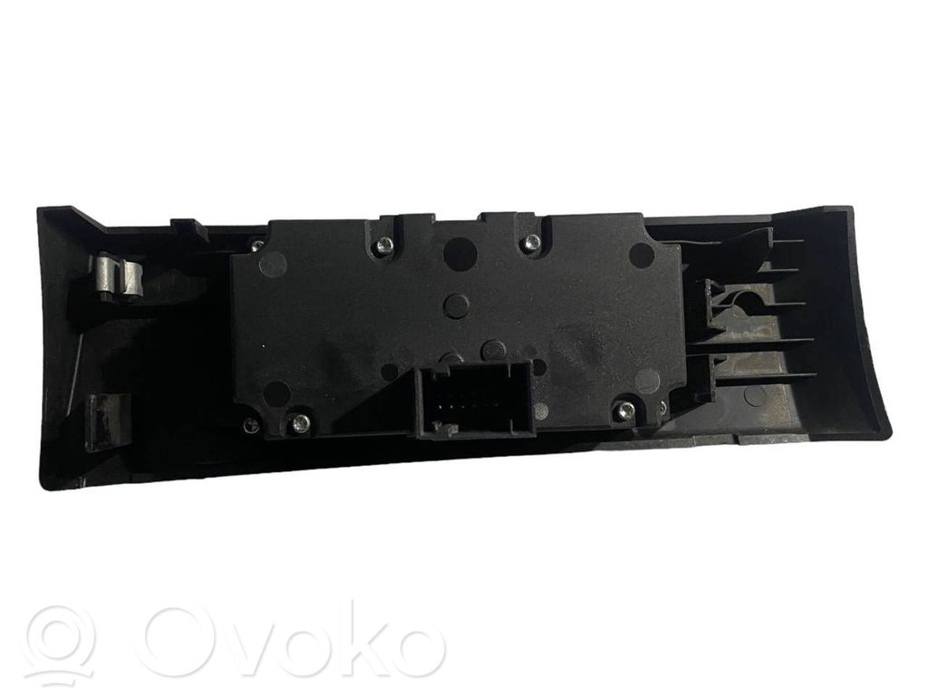 Headlight switch
