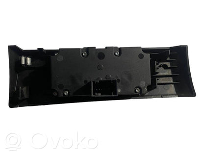 Headlight switch