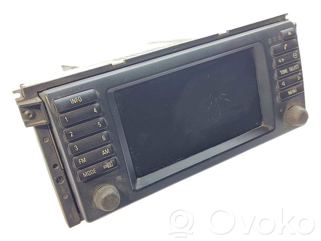 Radio / CD/DVD atskaņotājs / navigācija