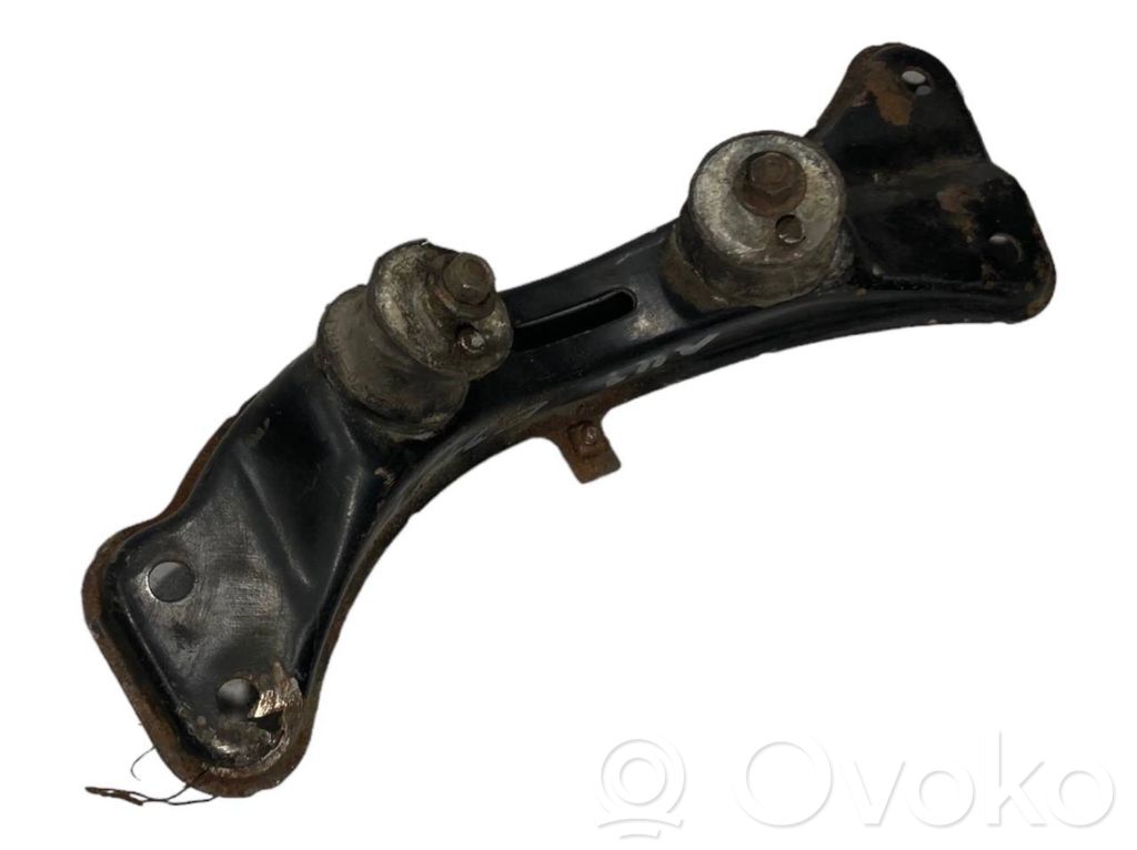 Кронштейн крепления трансмиссии