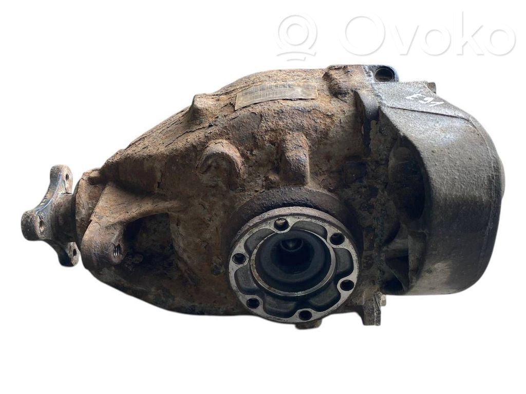 Aizmugurējais reduktors