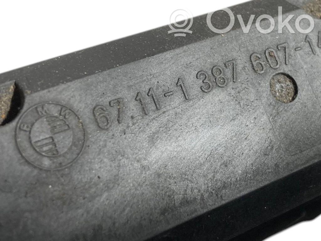 Замок сзади