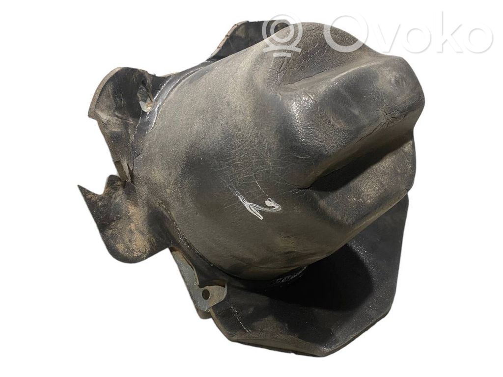 Augsto frekvenču skaļrunis (-i) priekšējās durvīs