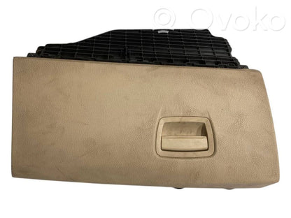 Storage compartment set