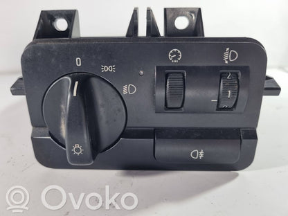 Headlight switch
