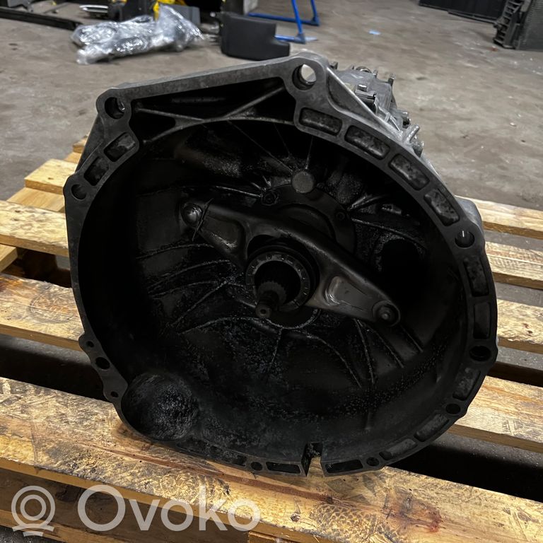 Механическая 6-ступенчатая коробка передач