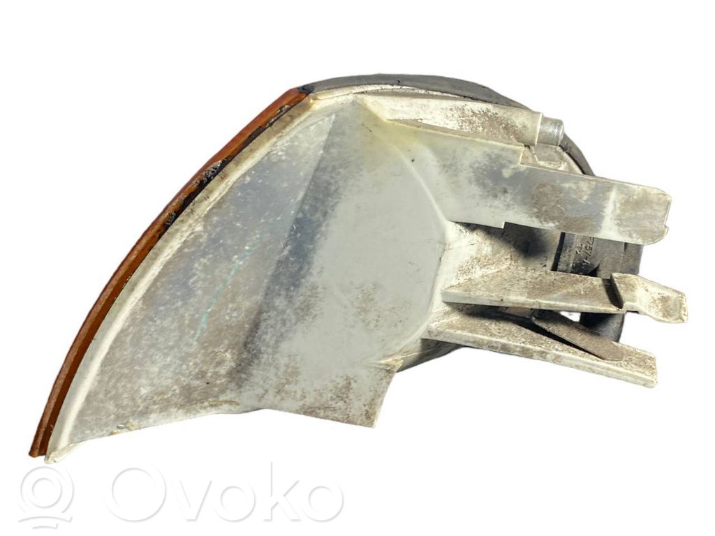 Priekšējais pagrieziena lukturis