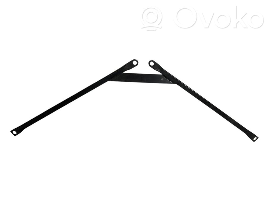 Cita veida dzinēja nodalījuma detaļa