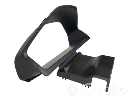 Instrumentu paneļa dekoratīvā apdare