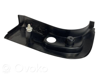 Side decorative trim for the footwell