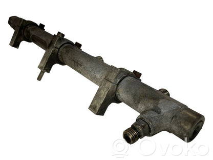 Degvielas maģistrālā caurule