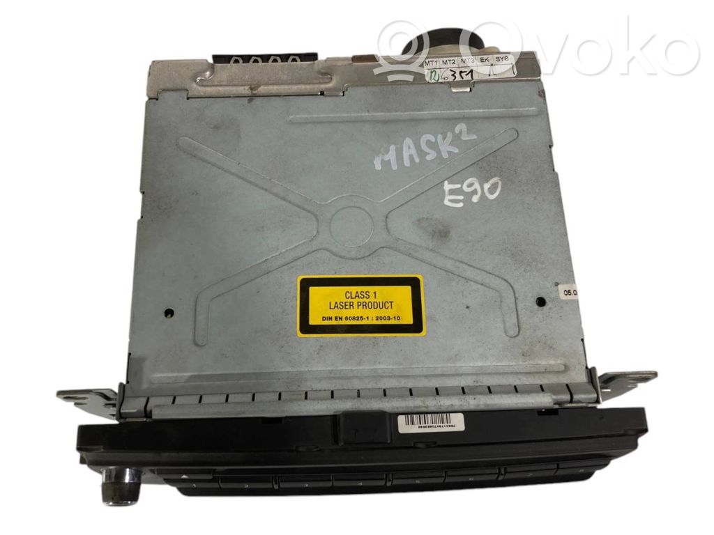 Radio / CD/DVD player / navigation