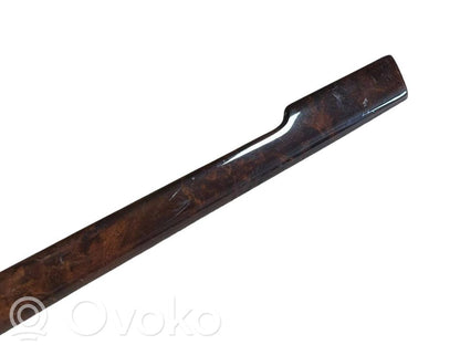 Cita veida salona detaļa