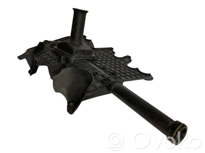 Eļļas pievades caurulīte (karterī)