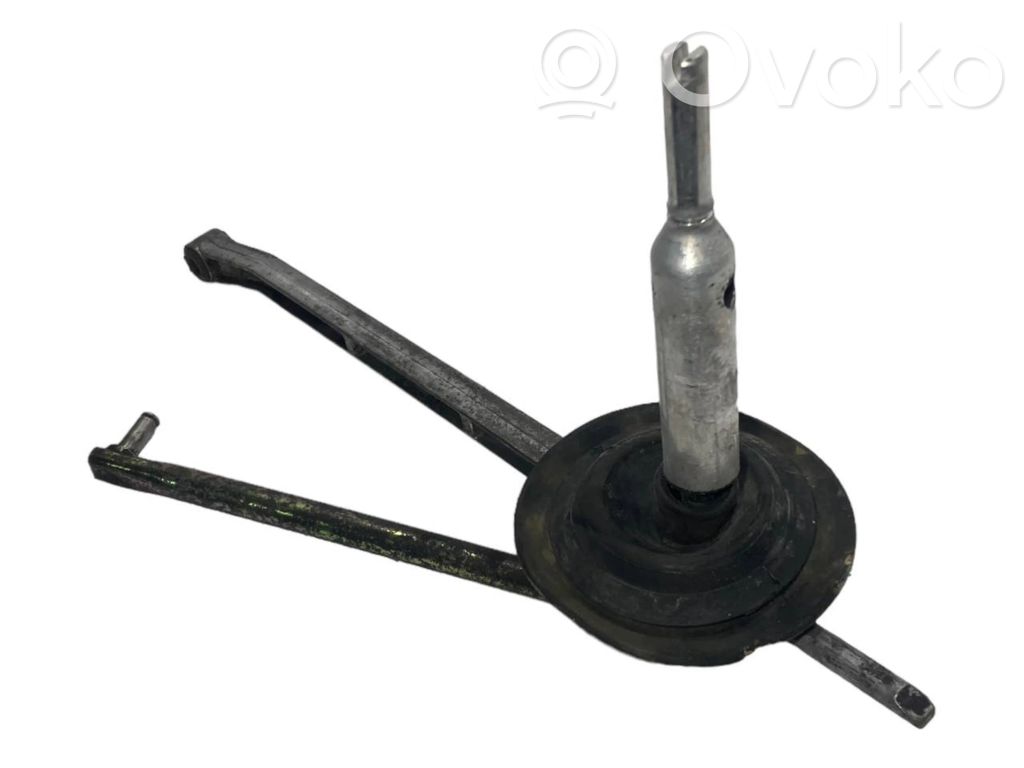 Switching mechanism (sliding mechanism)