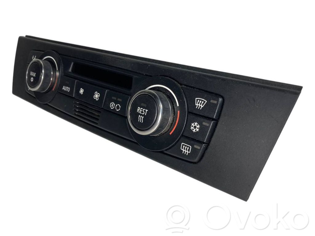 Gaisa kondicioniera / klimata kontroles / salona apsildes vadības bloks (salonā)
