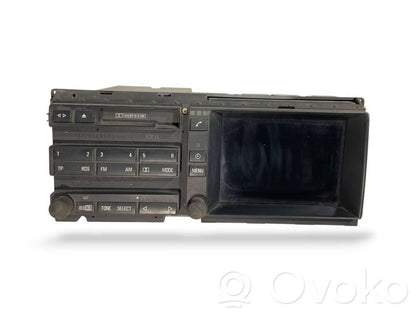 Radio / CD/DVD atskaņotājs / navigācija