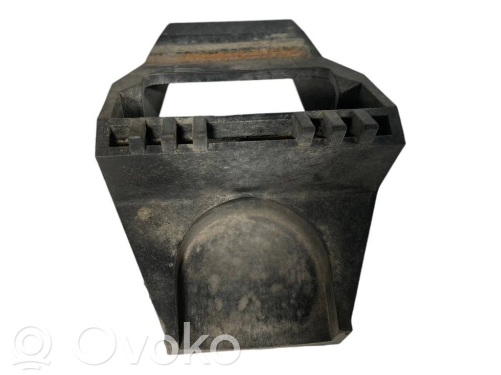 Radiatora (-u) turētājs / kronšteins