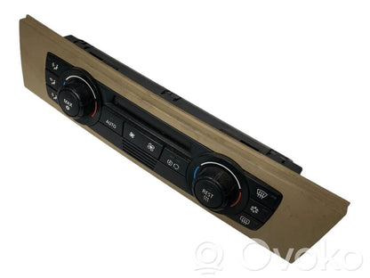 Air conditioning / climate control / interior heating control unit (in the passenger compartment)