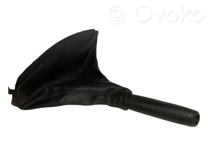 Rokas bremzes dekoratīvā apdare