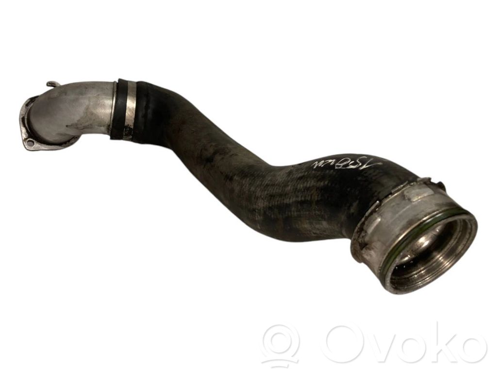 Interkūlera šļūtene (-es) / caurule (-es)