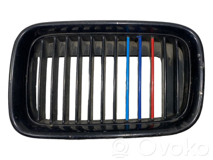 Lower grille (three-piece)