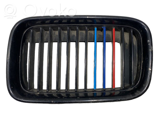 Apakšējais režģis (trīsdaļīgs)