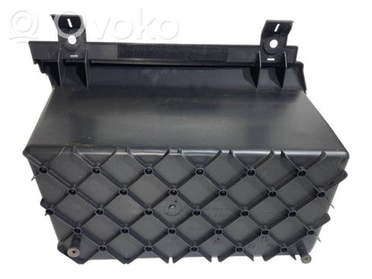 Trunk storage compartment