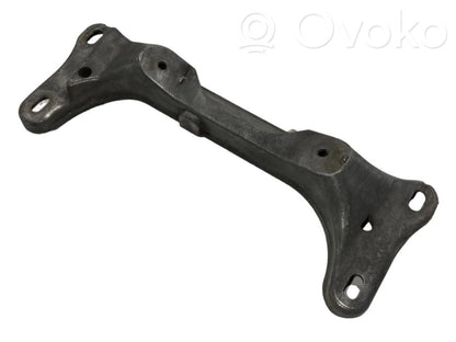 Pārnesumkārbas stiprinājuma kronšteins