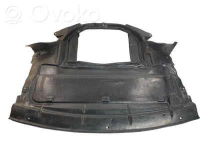 Dzinēja apakšas aizsargs