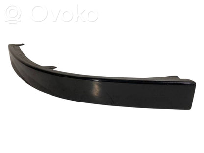 Dekoratīvās aizmugurē bampera ulikas