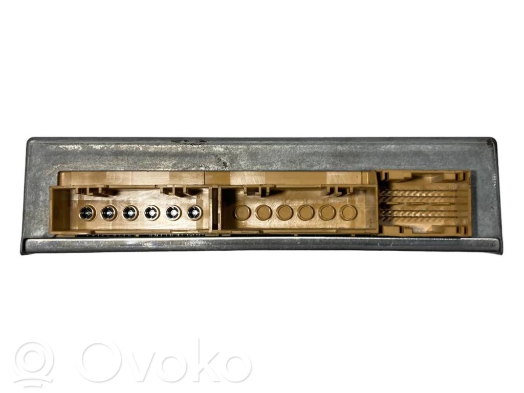 Gaisa spilvenu vadības bloks