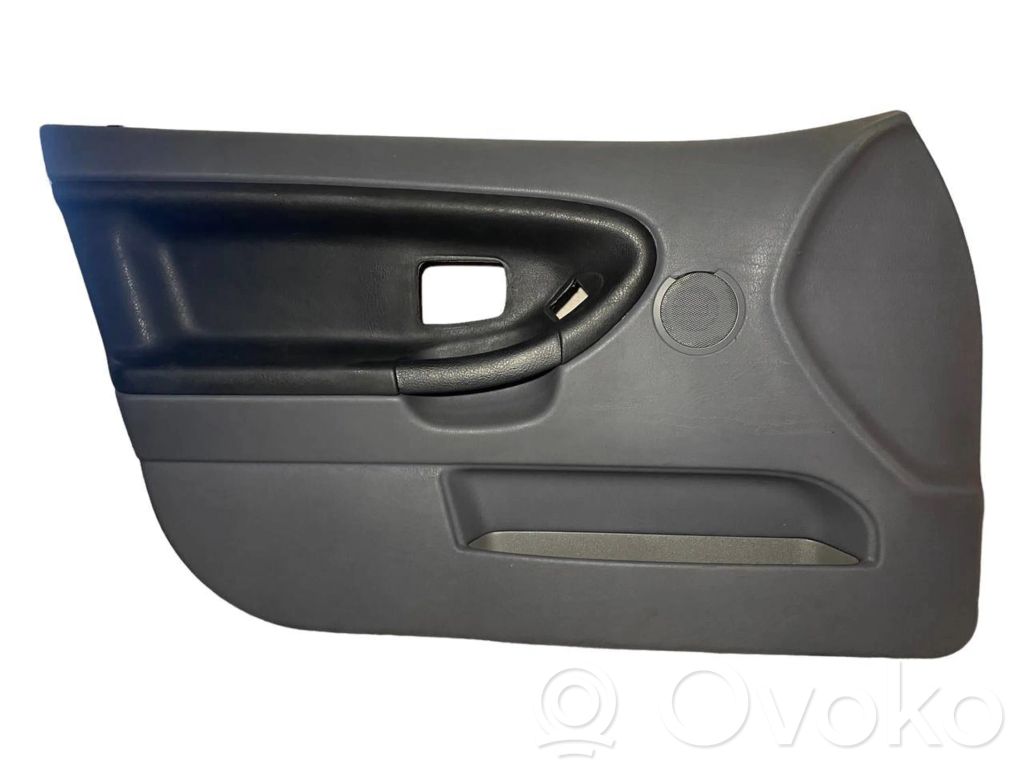 Priekšējo durvju apdare