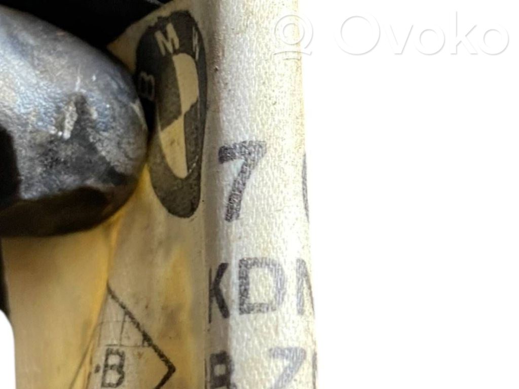 Otrā sēdekļu rinda