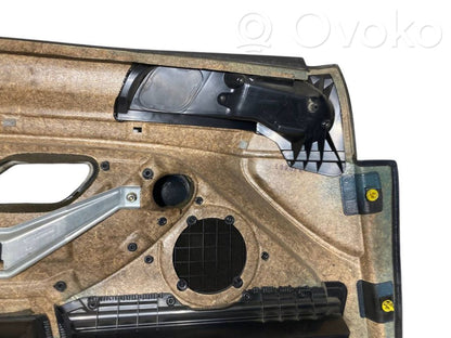 Priekšējo durvju apdare