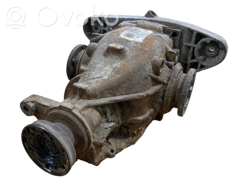 Aizmugurējais reduktors