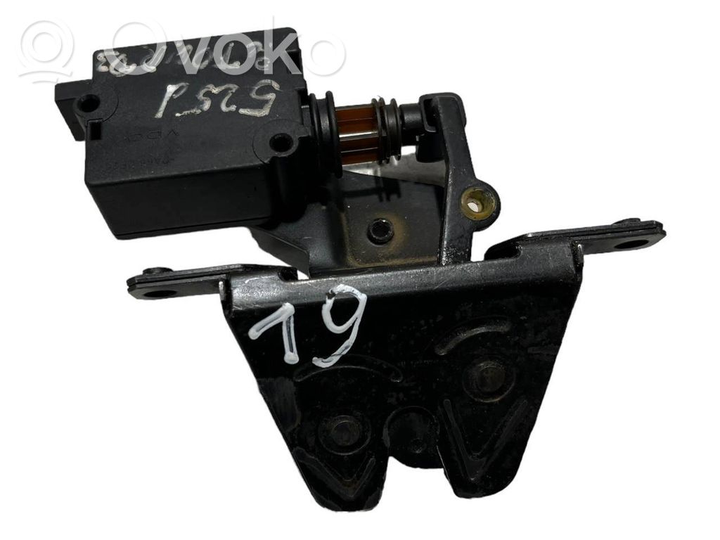 Bagāžnieka slēdzene