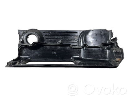 Крышка двигателя (декоративная отделка)