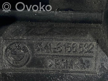 Cita veida salona detaļa