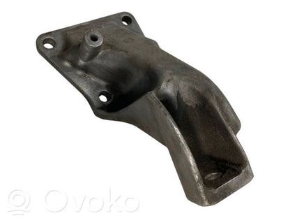 Кронштейн крепления двигателя