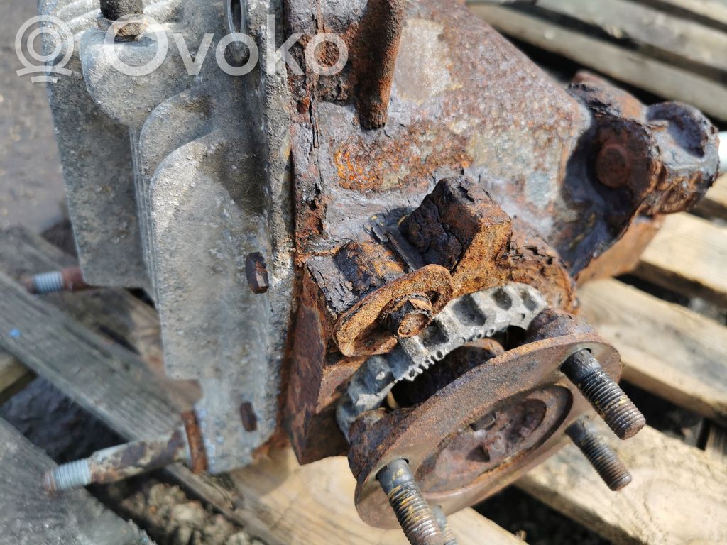 Aizmugurējais reduktors