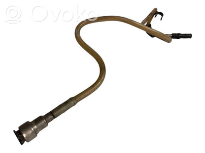 Degvielas caurulīte (-es)